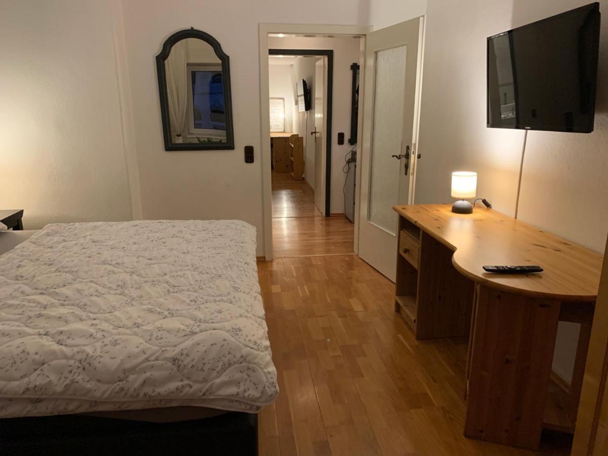 Sudstadt-Fewo Mit Grossem Balkon Nahe City Und Meer - Uber Den Dachern Von Whv Wilhelmshaven Bagian luar foto