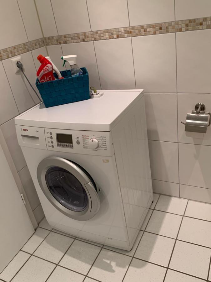 Sudstadt-Fewo Mit Grossem Balkon Nahe City Und Meer - Uber Den Dachern Von Whv Wilhelmshaven Bagian luar foto